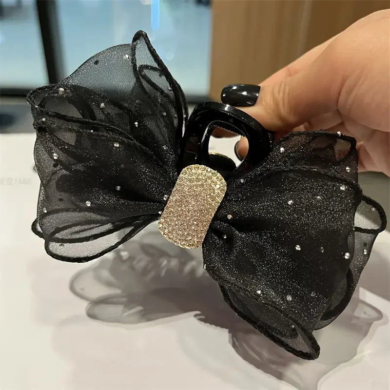 Pince à Cheveux Crabe Papillon en Résille - Accessoire Élégant et Raffiné | MDN