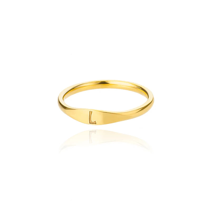 Bague Initiale Lettre Acier Doré | MDN Store