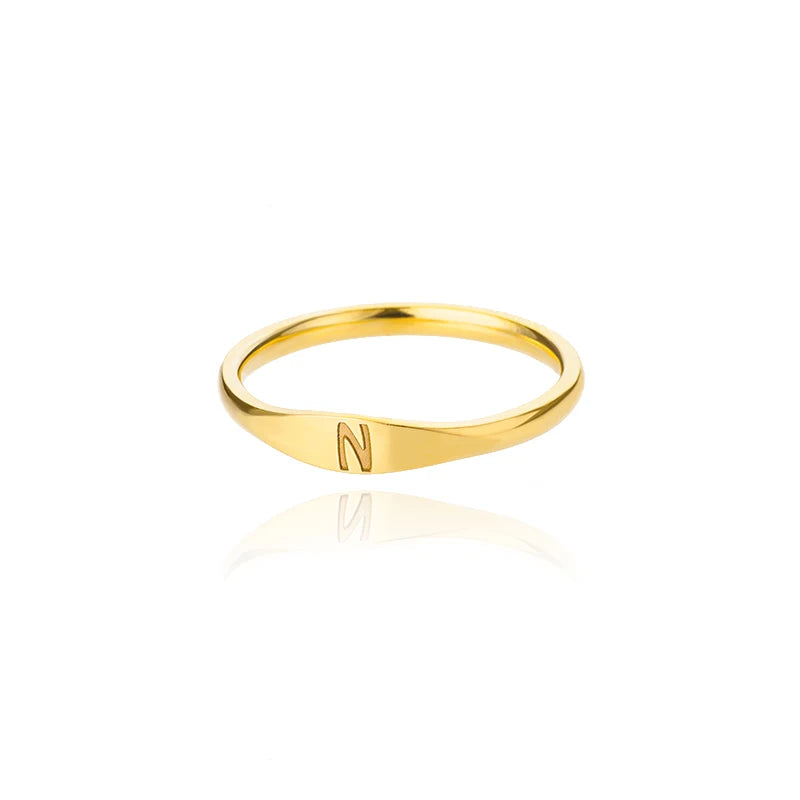 Bague Initiale Lettre Acier Doré | MDN Store