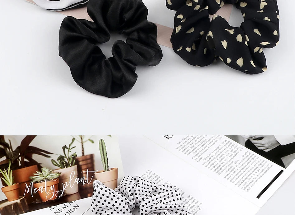 Lot de 3-5 Chouchous Satin Noir et Blanc - Élastiques Cheveux Élégants | MDN Store