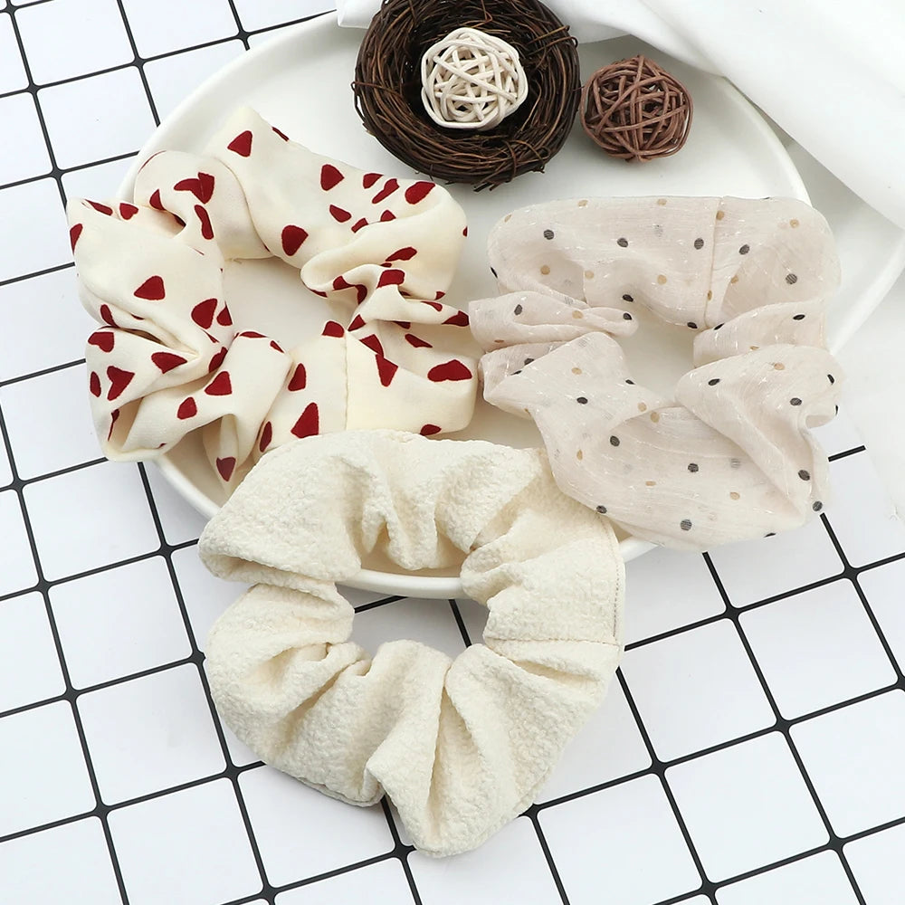 Lot de 3-5 Chouchous Satin Noir et Blanc - Élastiques Cheveux Élégants | MDN Store