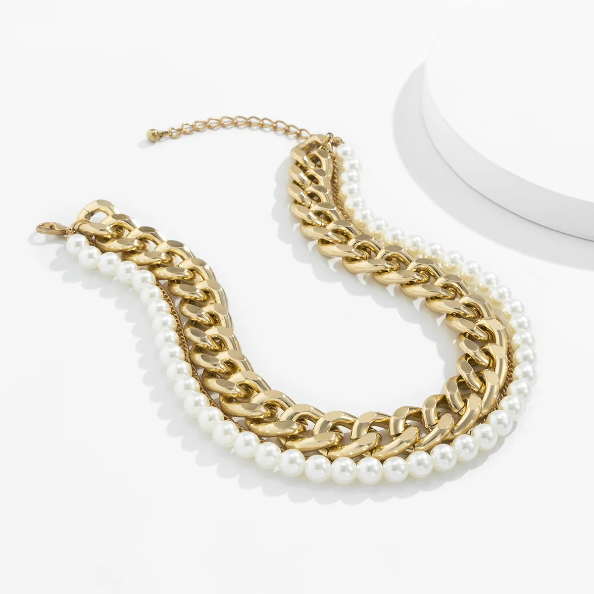 Collier Perles Torsadé Chaîne Dorée Vintage | MDN Store