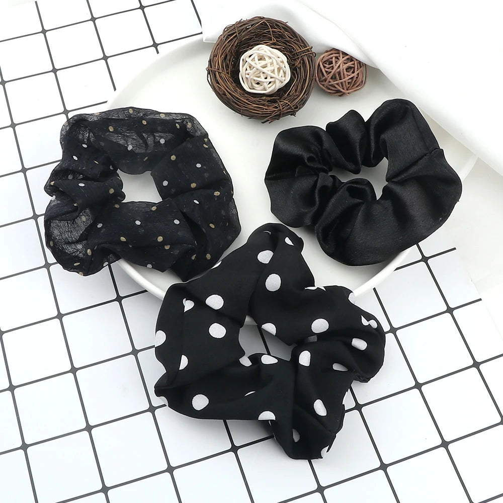 Lot de 3-5 Chouchous Satin Noir et Blanc - Élastiques Cheveux Élégants | MDN Store