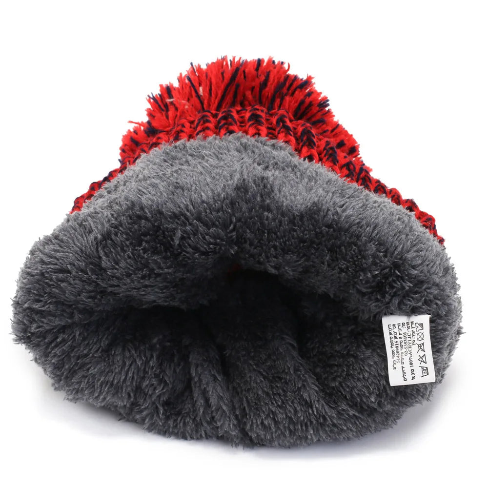 Bonnet Tricot Pompon Chenille Femme | MDN Store