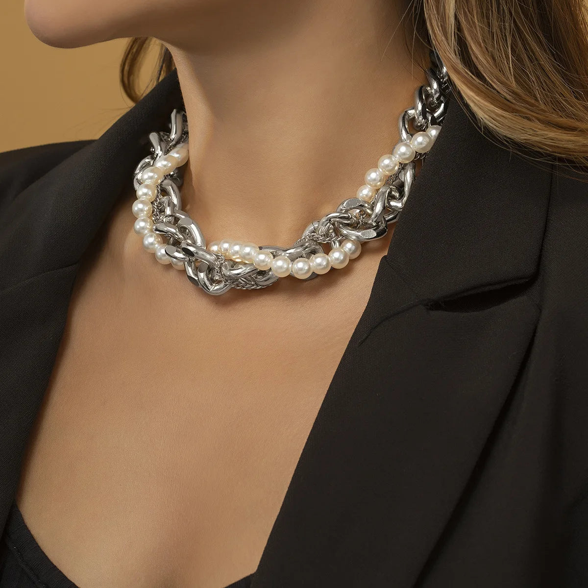 Collier Perles Torsadé Chaîne Dorée Vintage | MDN Store