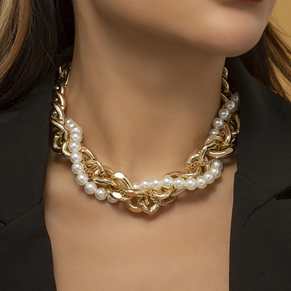Collier Perles Torsadé Chaîne Dorée Vintage | MDN Store