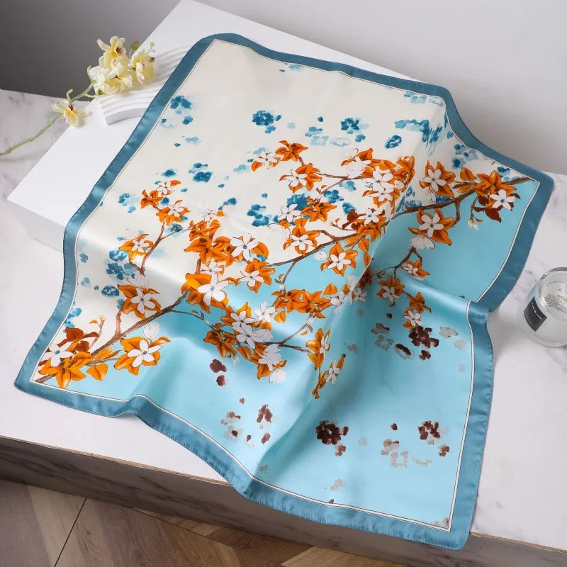 Foulard Soie Carré Bleu Femme Élégant | MDN Store