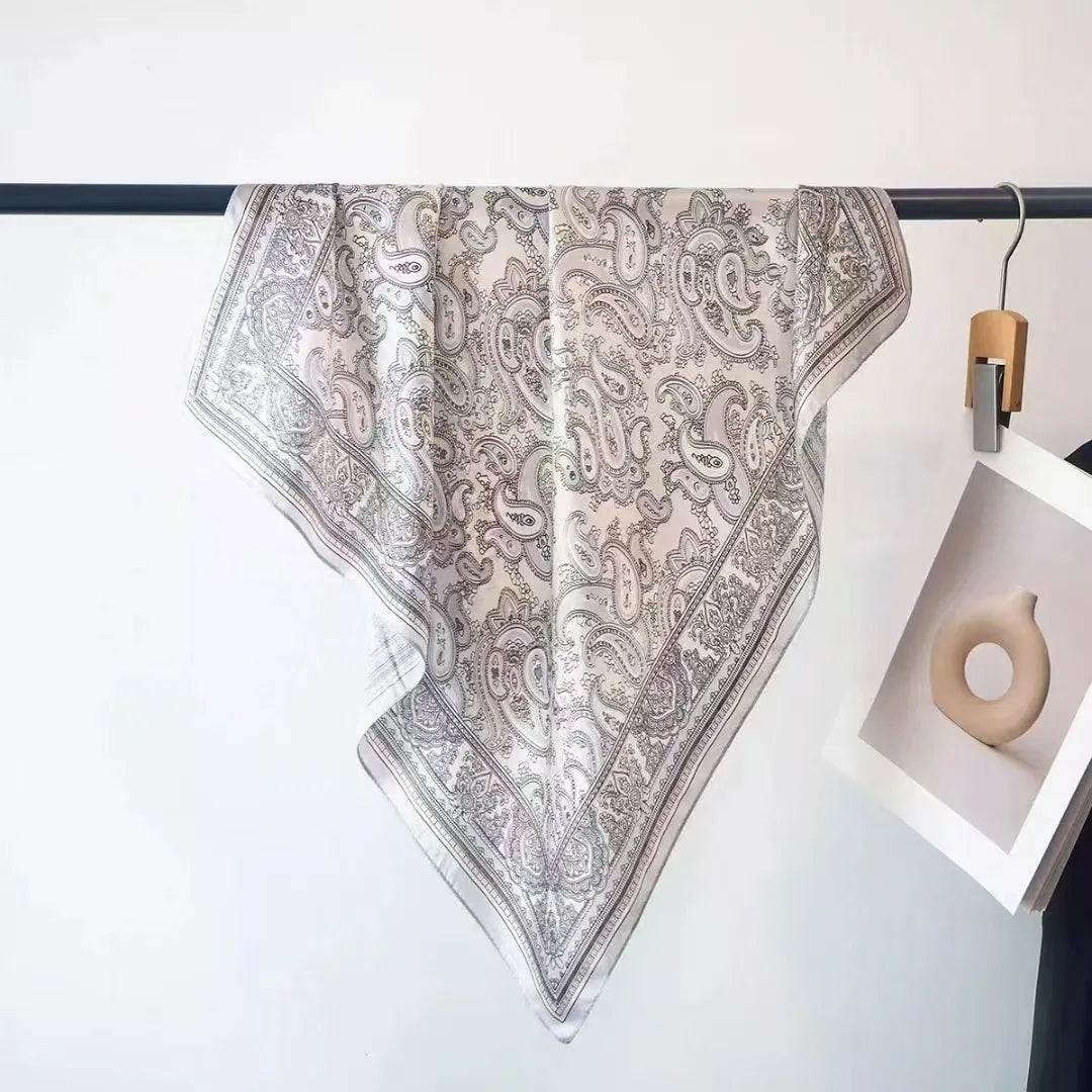 Foulard Carré Soie Mûrier 100% Rose 70x70cm Femme | MDN Store