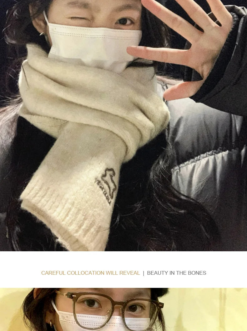 Écharpe Laine Lapin Brodé Beige | MDN