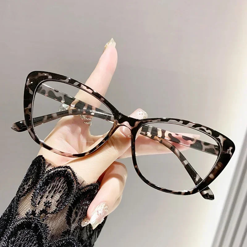 lunettes-de-lecture-retro-a-monture-papillon-verre - MDN Store 25