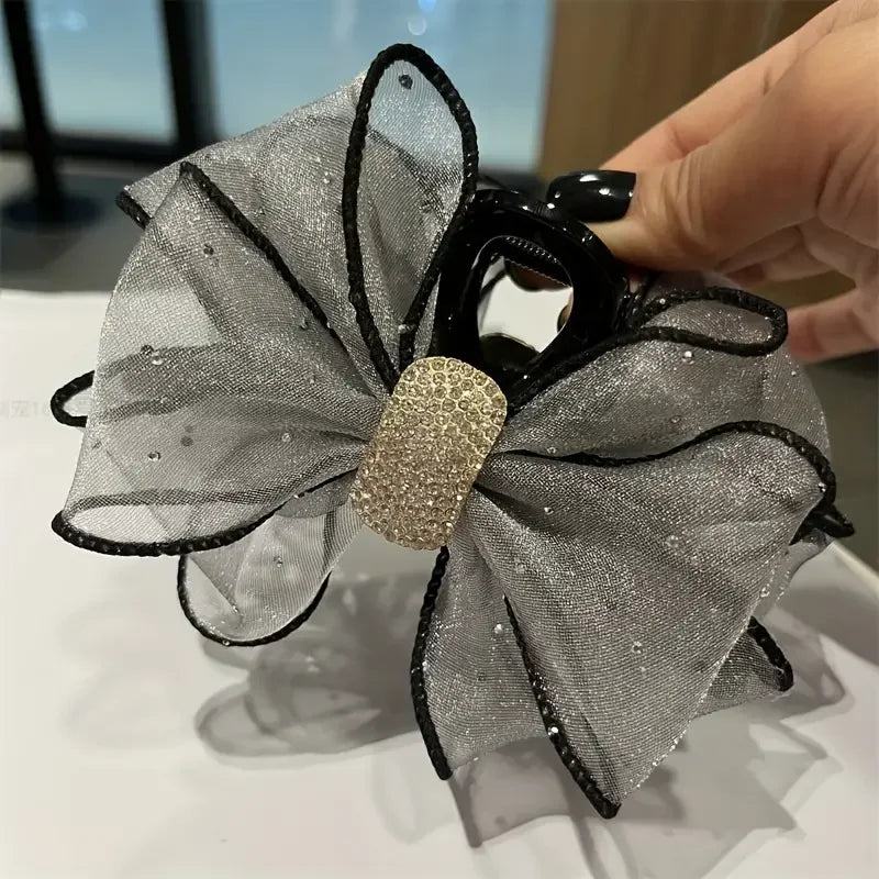 Pince à Cheveux Crabe Papillon en Résille - Accessoire Élégant et Raffiné | MDN Store