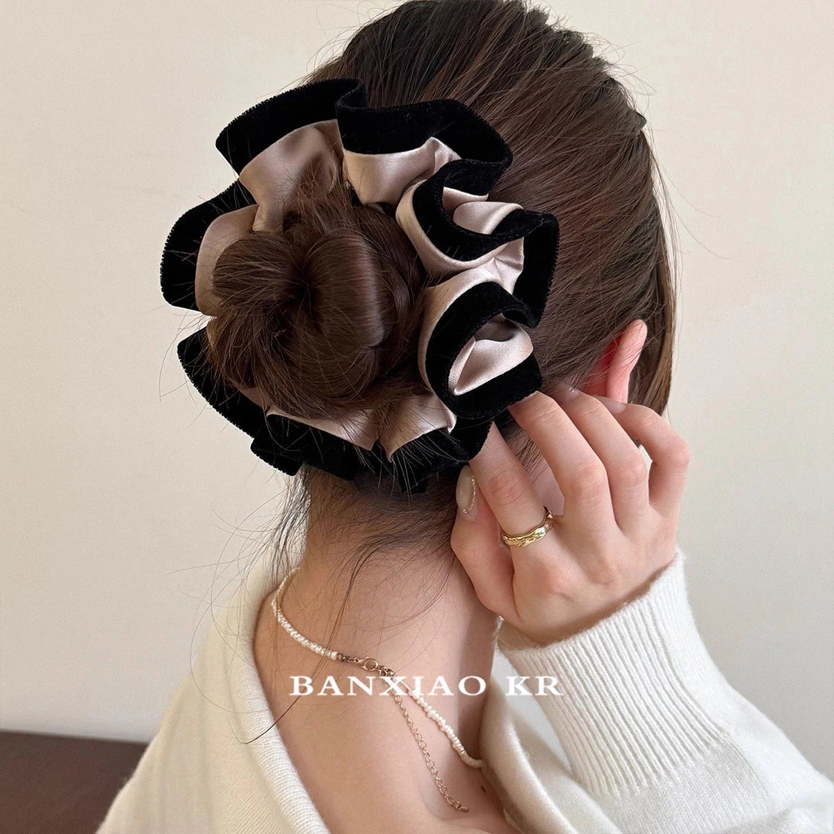 Chouchou Satin Velours Fleur | MDN Store