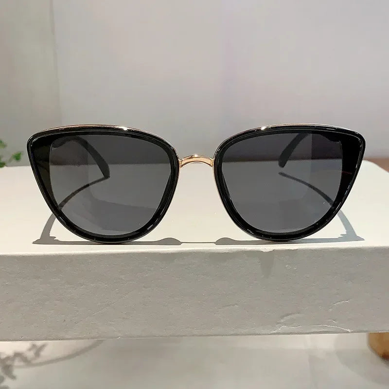 Lunettes Soleil Triangle Cat Eye Métal | MDN Store