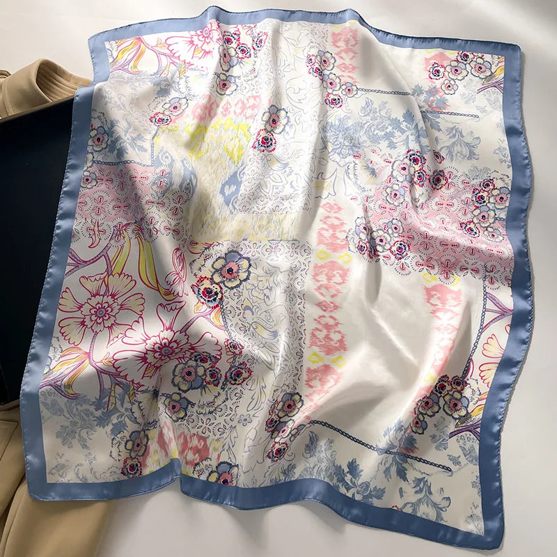 Foulard Carré Soie Imprimé Voyage 70x70cm Femme | MDN Store