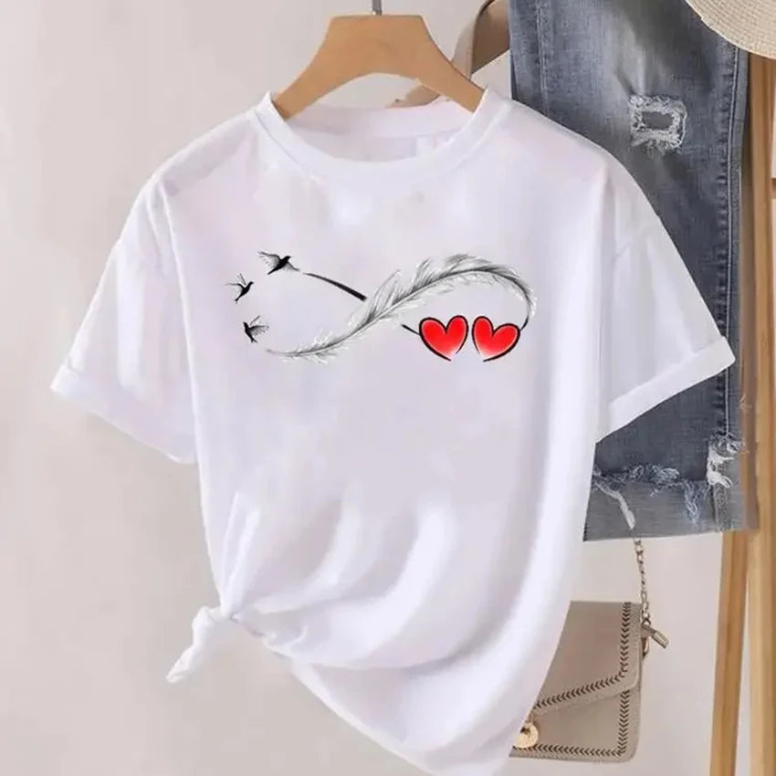 T-Shirt Graphique Coeur et Plume Femme Manches Courtes | MDN Store 25