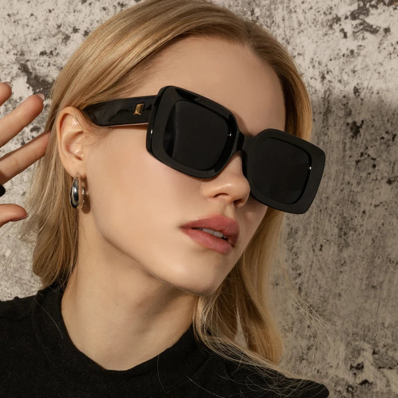 Lunettes Soleil Carré Sport UV400 Femme | MDN Store