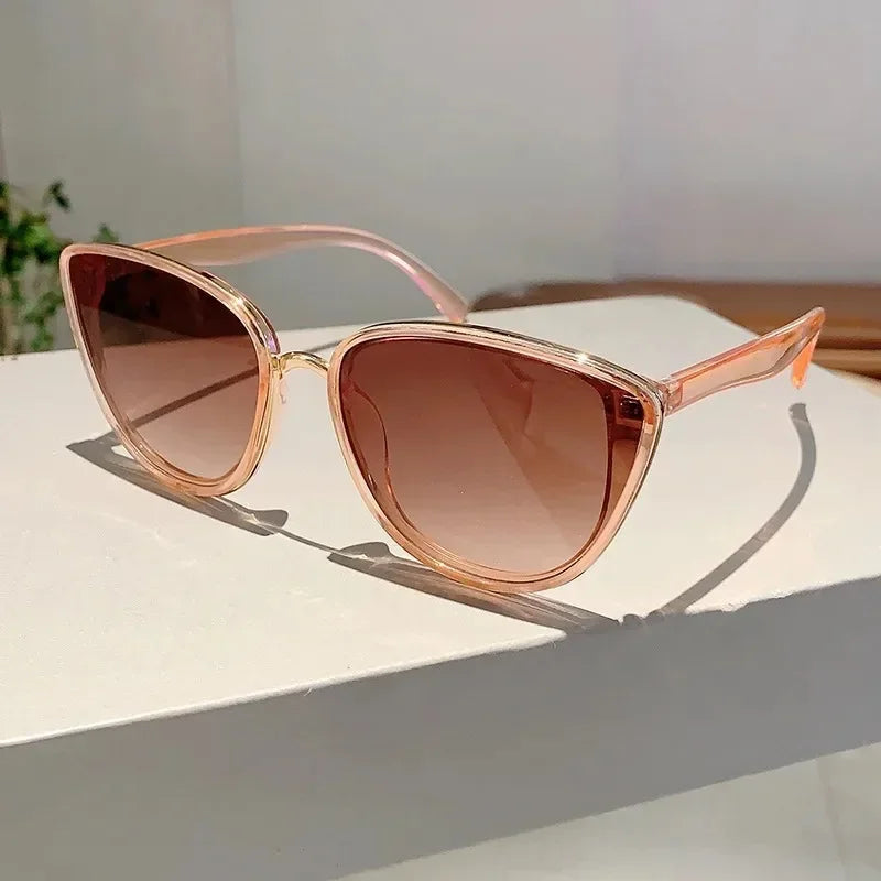 Lunettes Soleil Triangle Cat Eye Métal | MDN Store
