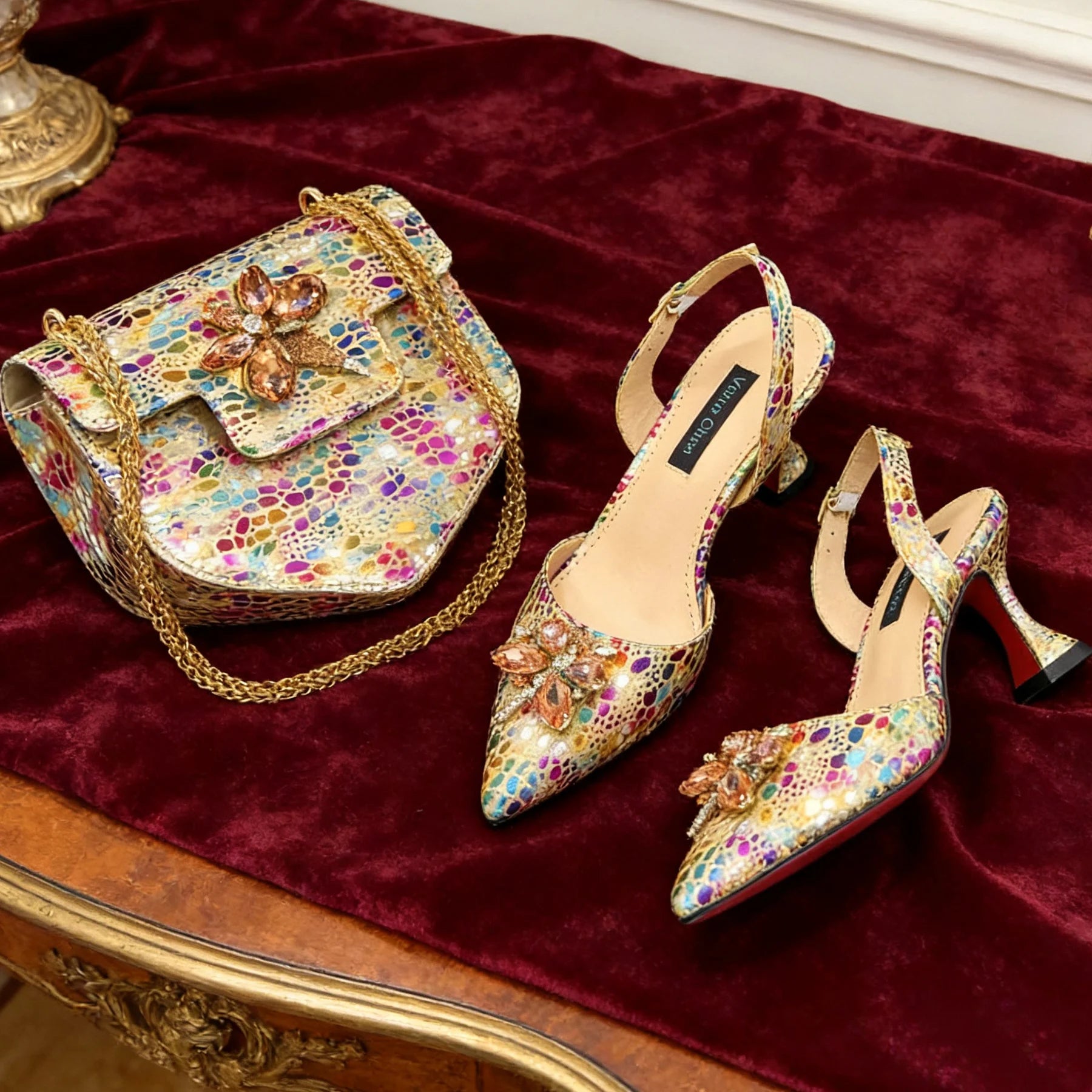 Escarpins Dorés Strass Bout Pointu Femme Soirée Banquet | MDN Store 25