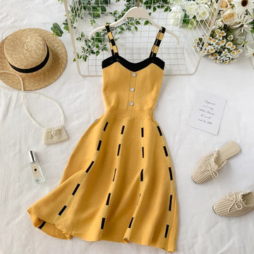 Robe Mini Tricot Col V Bretelles Spaghetti Femme | MDN Store