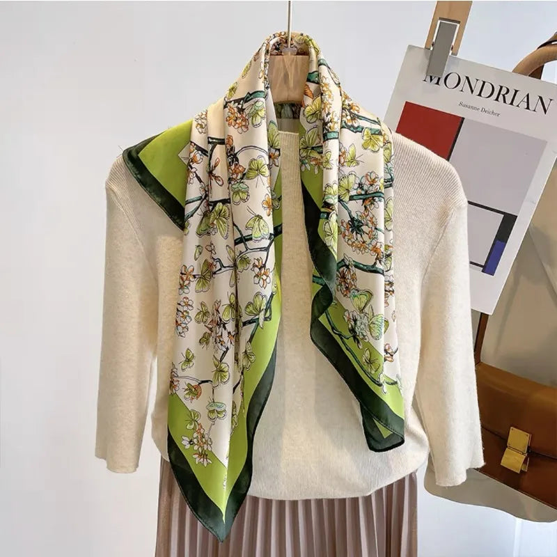 Foulard Carré Soie Floral Papillon Vert 70cm Femme | MDN Store