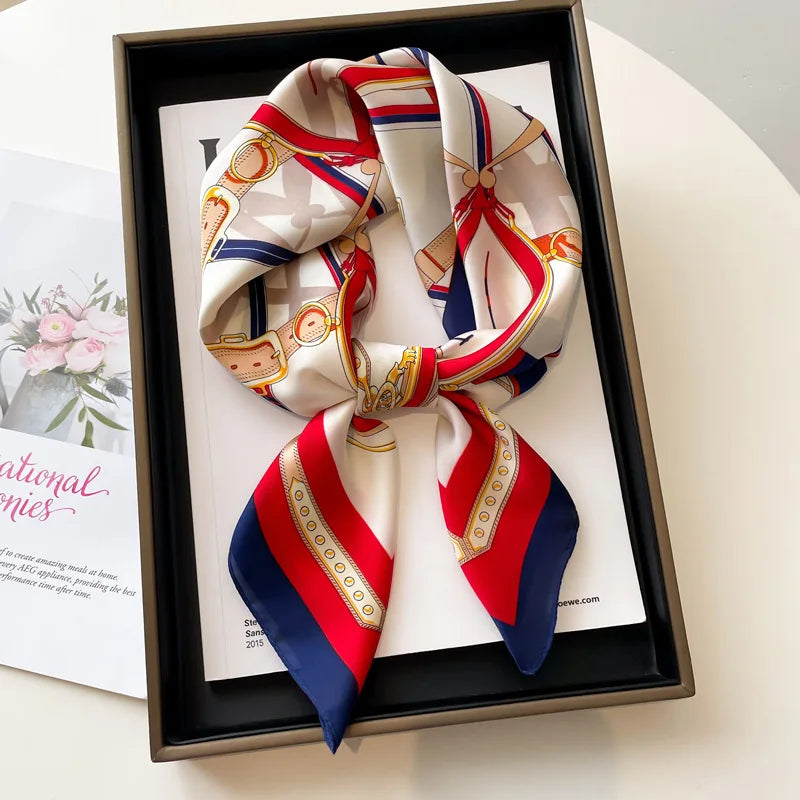Foulard Carré Soie Satin Carrosse 70x70cm Femme | MDN Store