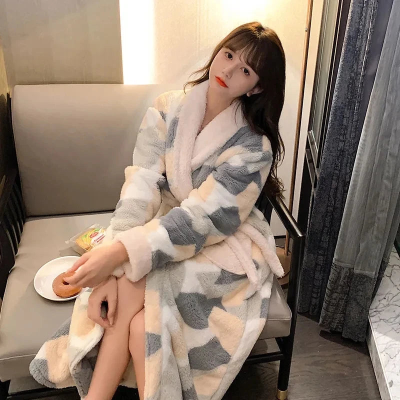 Peignoir Femme Velours Corail Épais Long Hiver | MDN