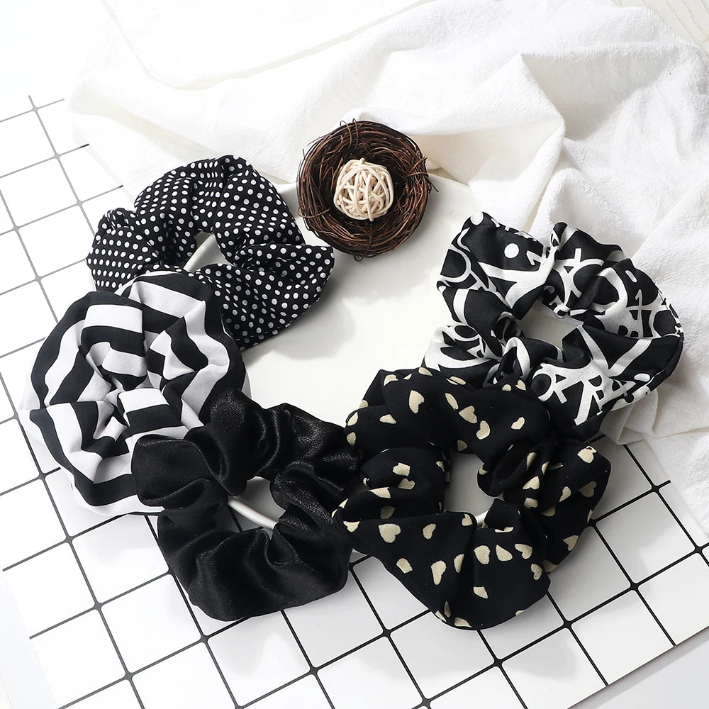 Lot de 3-5 Chouchous Satin Noir et Blanc - Élastiques Cheveux Élégants | MDN Store
