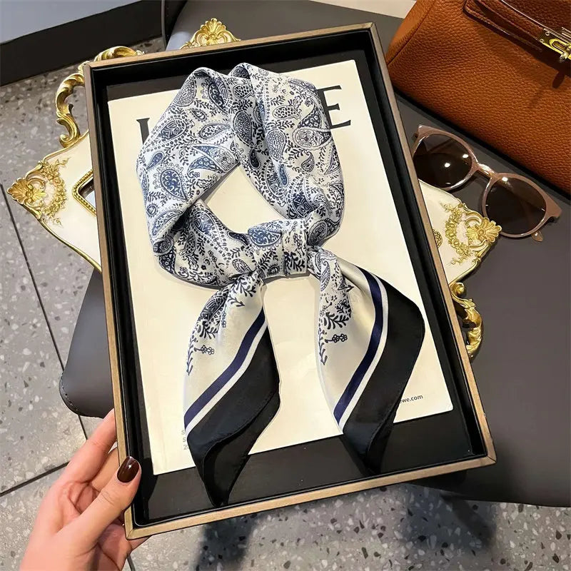 Foulard Carré Soie Floral Femme 70x70cm | MDN Store