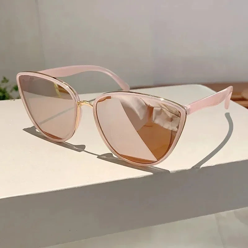 Lunettes Soleil Triangle Cat Eye Métal | MDN Store