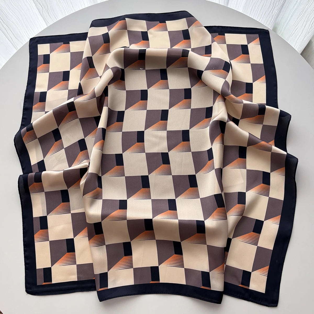Foulard Carré Soie Carreaux Rose Femme | MDN Store
