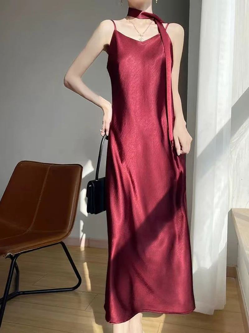 Robe Nuisette Satin Bretelles Ruban Midi 6 Coloris | MDN Store