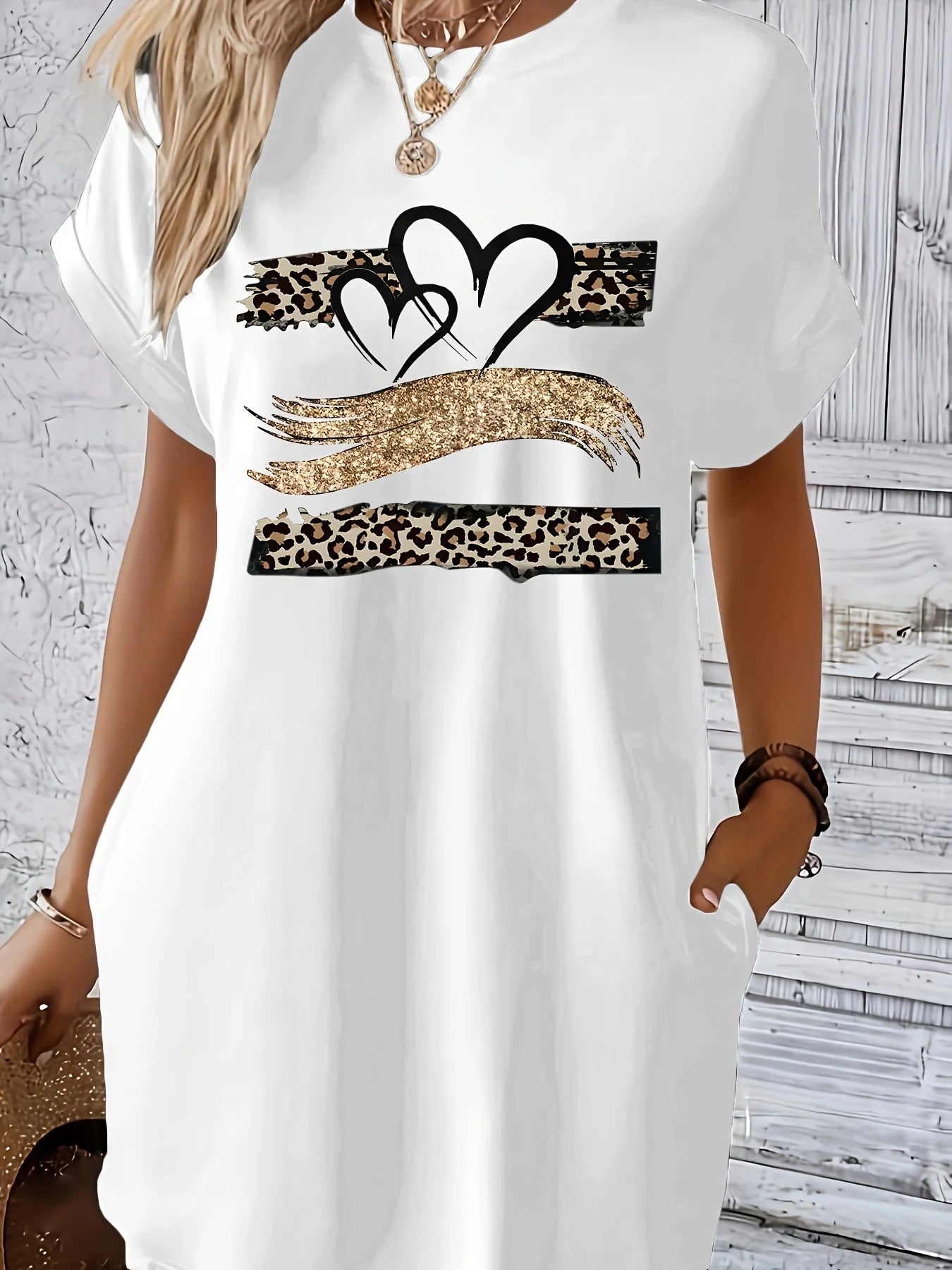 Robe T-Chemise Imprimee Coeur Manches Courtes | MDN Store