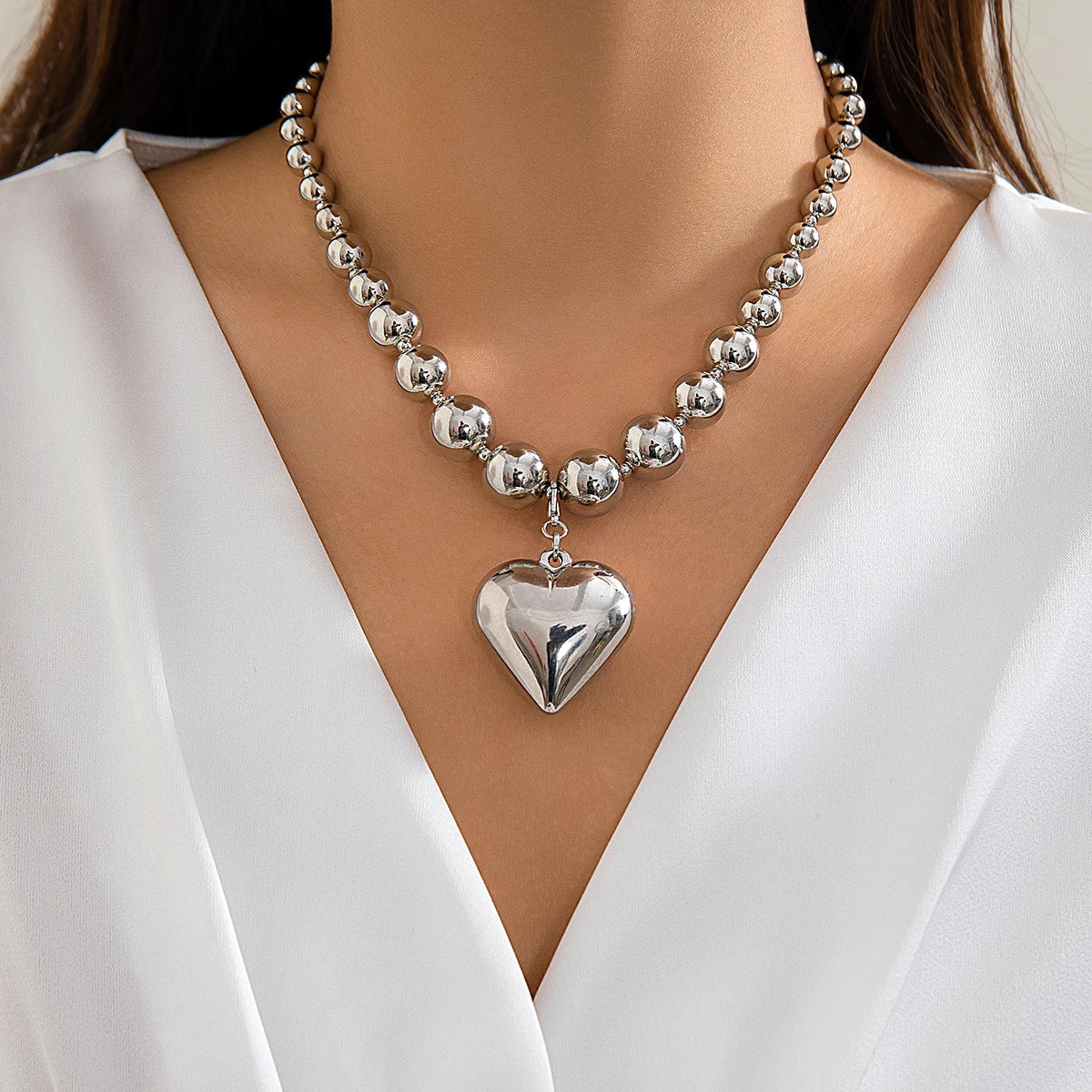 Collier Ras-de-Cou Perles Cœur Punk Vintage | MDN Store
