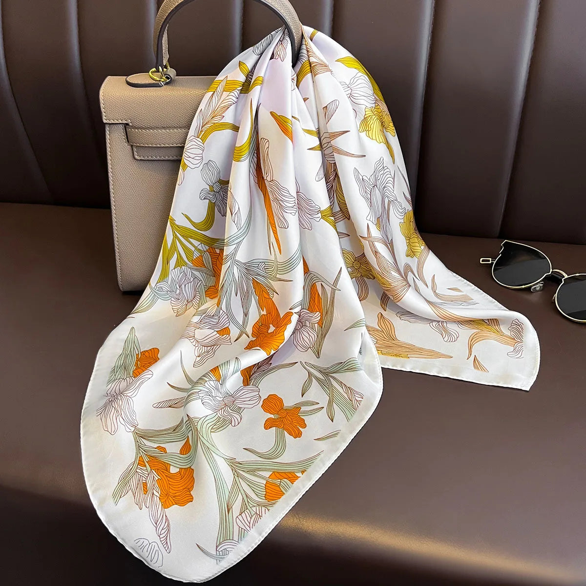 Foulard Carré Soie Orange 70x70cm Femme | MDN Store