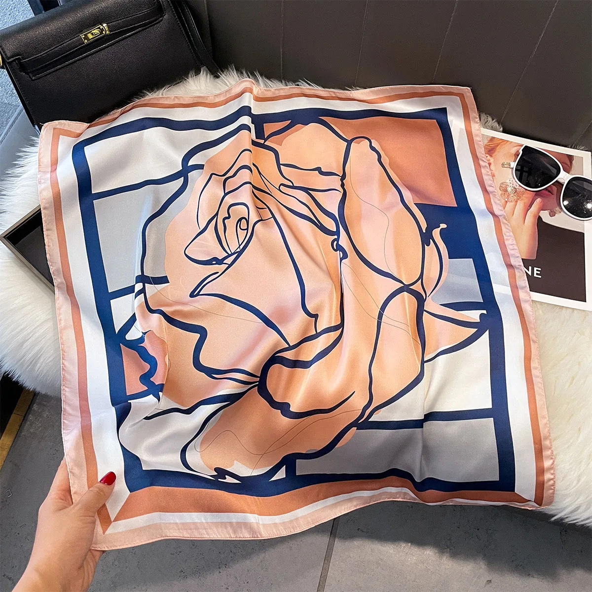 Foulard Carré Soie Floral Rose Femme 70cm | MDN Store