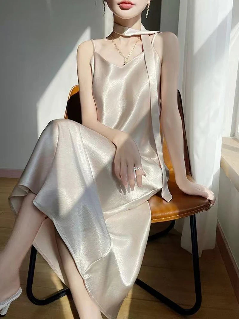 Robe Nuisette Satin Bretelles Ruban Midi 6 Coloris | MDN Store