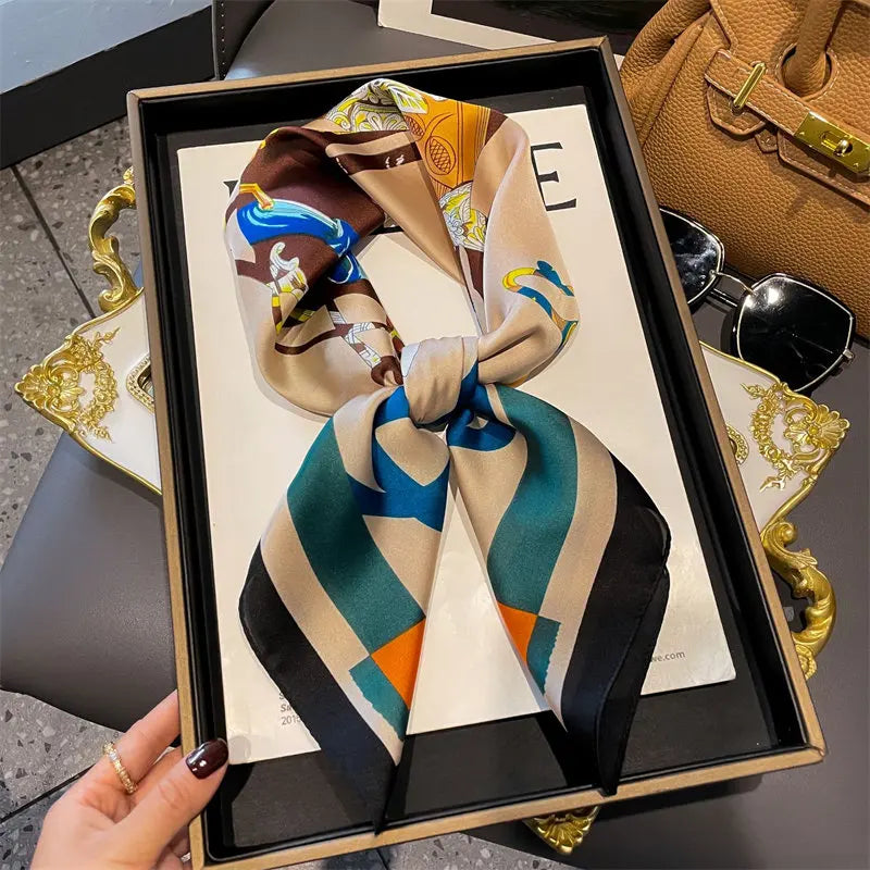 Foulard Carré Soie Floral Femme 70x70cm | MDN Store