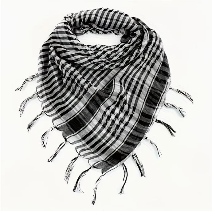 Foulard carré en polyester motif cachemire | MDN Store 25