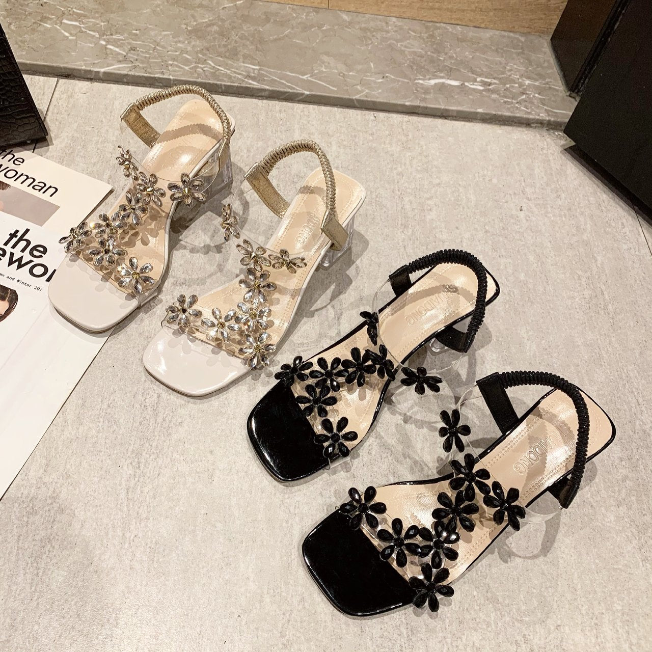 Sandales d'été en PVC Décoration Florale Talon Epais | MDN Store 25