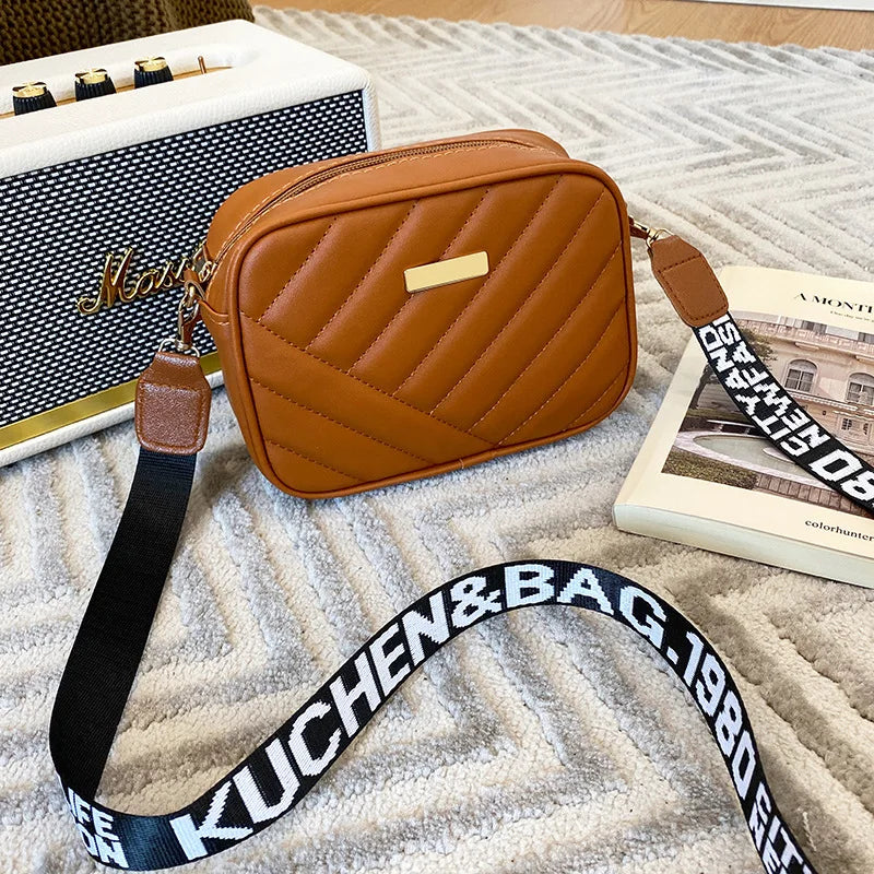 Sac Épaule Femme Couleur Unie Cuir Tressé Design | MDN Store