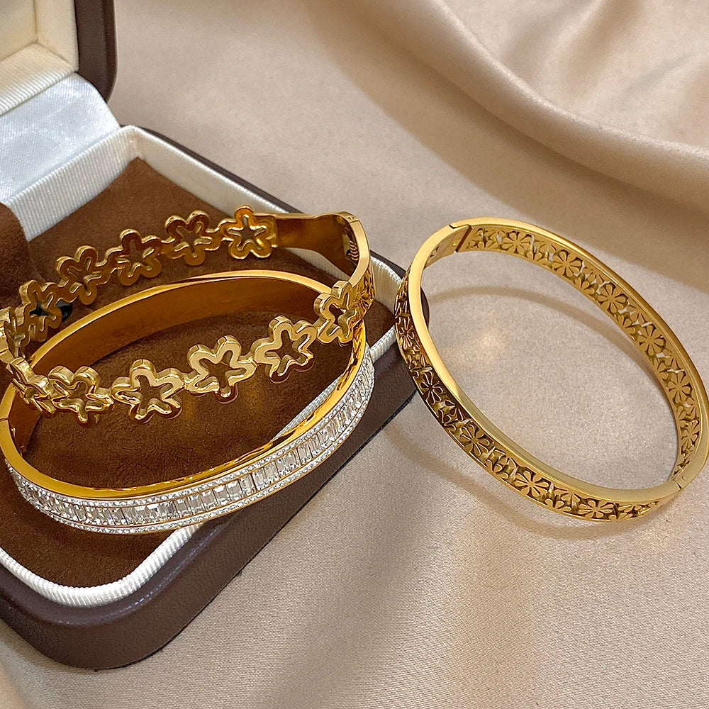 Bracelet Manchette Fleur Strass Acier Inoxydable Retro Femme | MDN Store