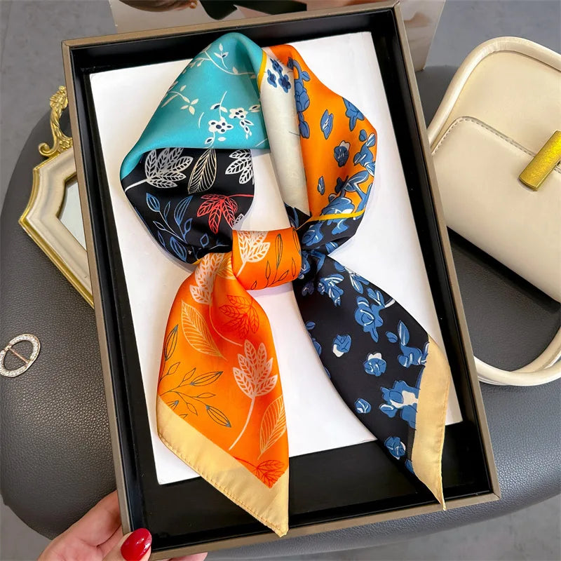 Foulard Carré Soie Satin Floral Violet 70cm Femme | MDN Store