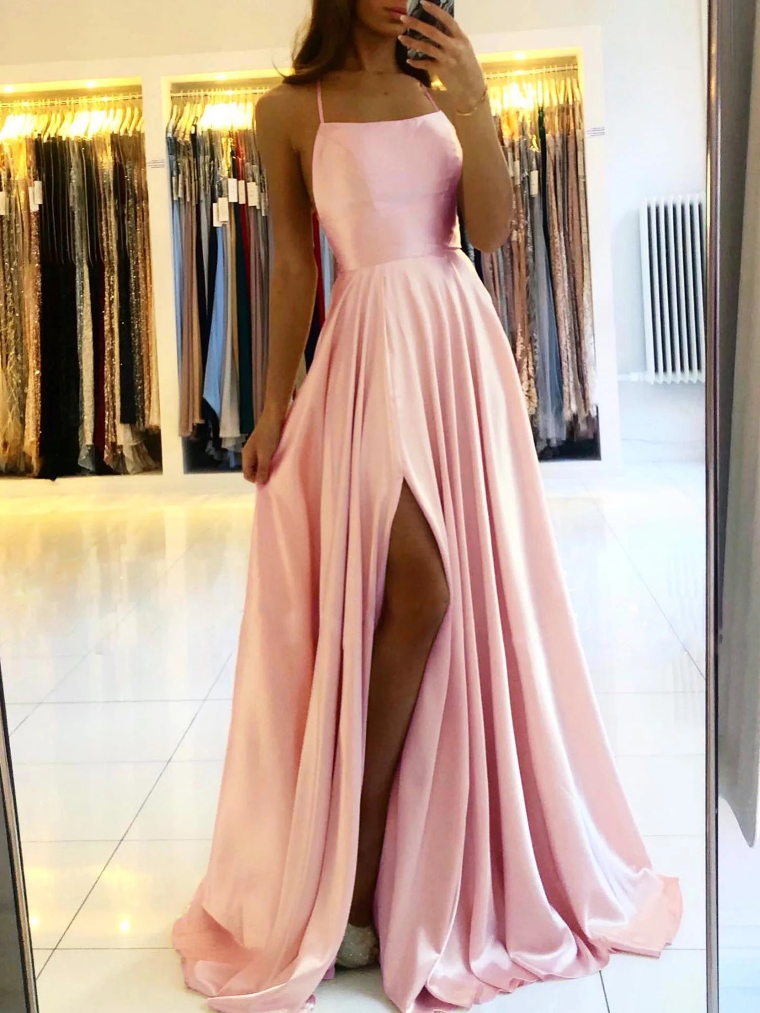 Robe Longue Satinee Col Benitier Bretelles Nouees Fente Haute | MDN Store