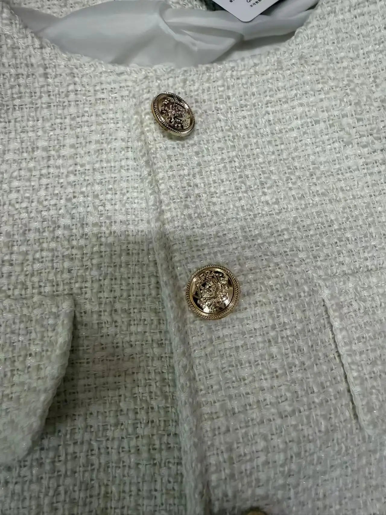 Veste Tweed Courte Boutons Dorés | MDN Store