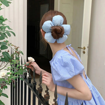 Chouchou Satin Grande Fleur Élégant pour Chignon Femme - Plusieurs Couleurs | MDN Store