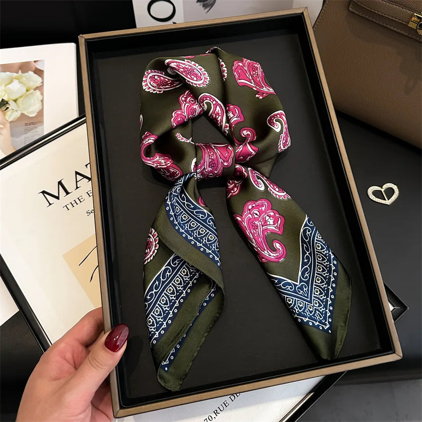 Foulard Carré Soie Satin Floral Violet 70cm Femme | MDN Store