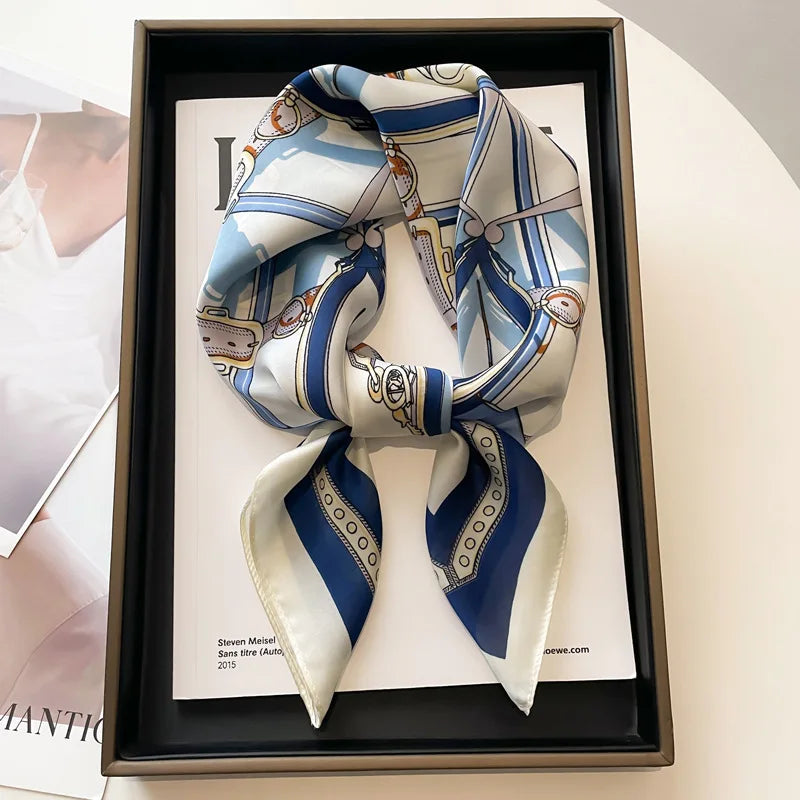 Foulard Carré Soie Satin Carrosse 70x70cm Femme | MDN Store