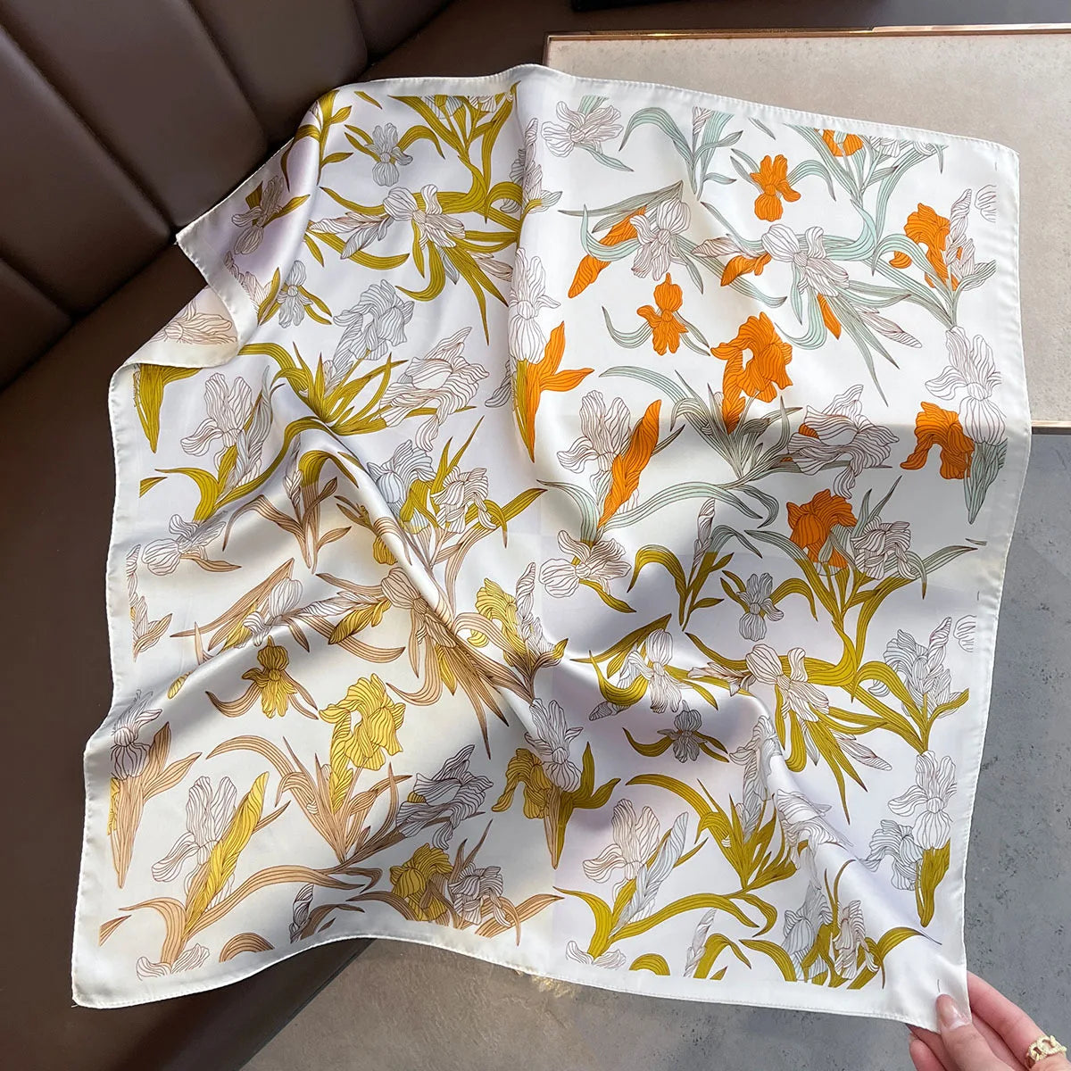 Foulard Carré Soie Orange 70x70cm Femme | MDN Store