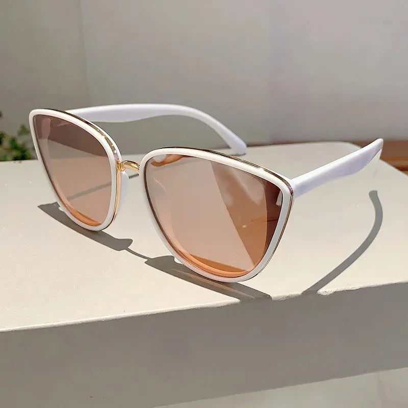 Lunettes Soleil Triangle Cat Eye Métal | MDN Store