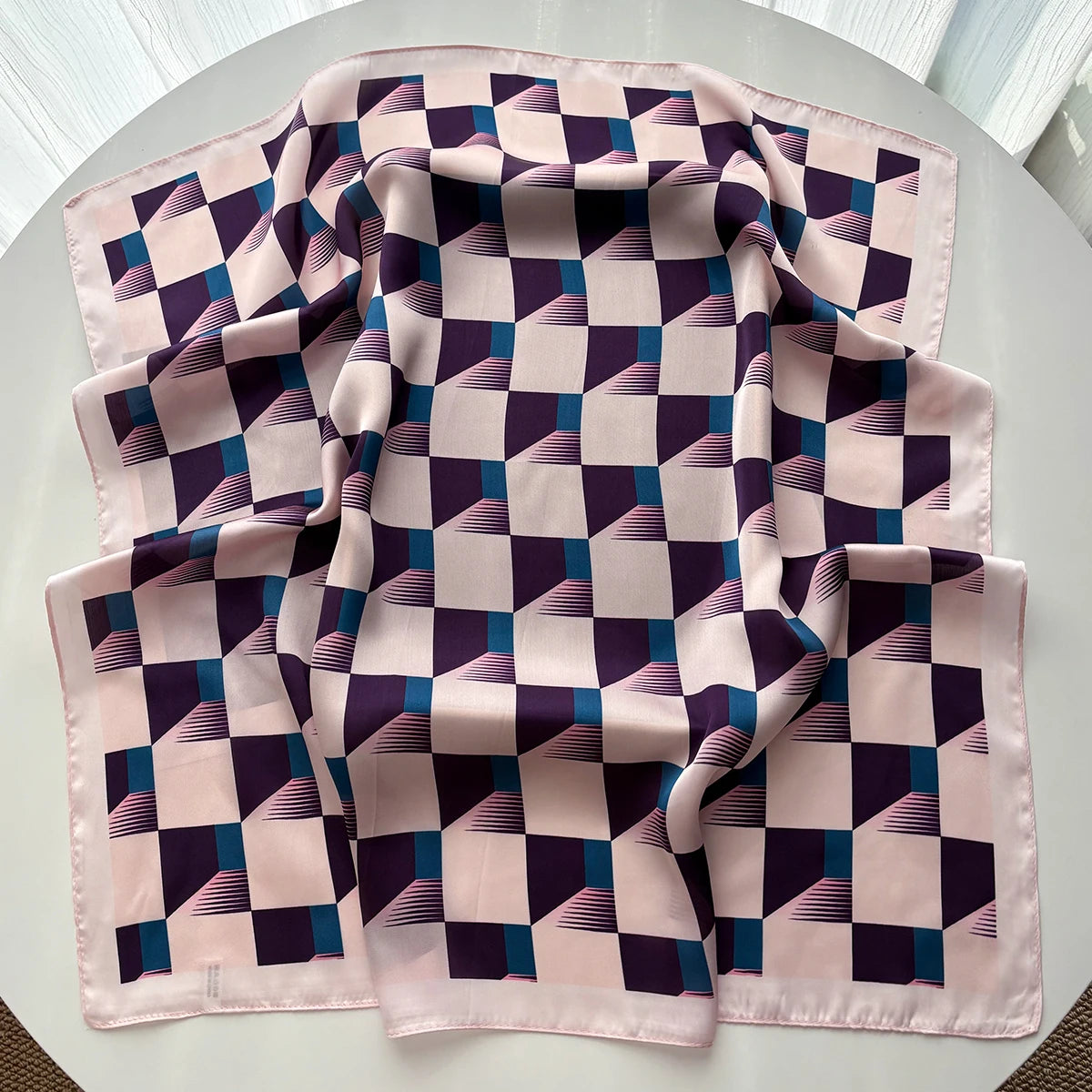 Foulard Carré Soie Carreaux Rose Femme | MDN Store
